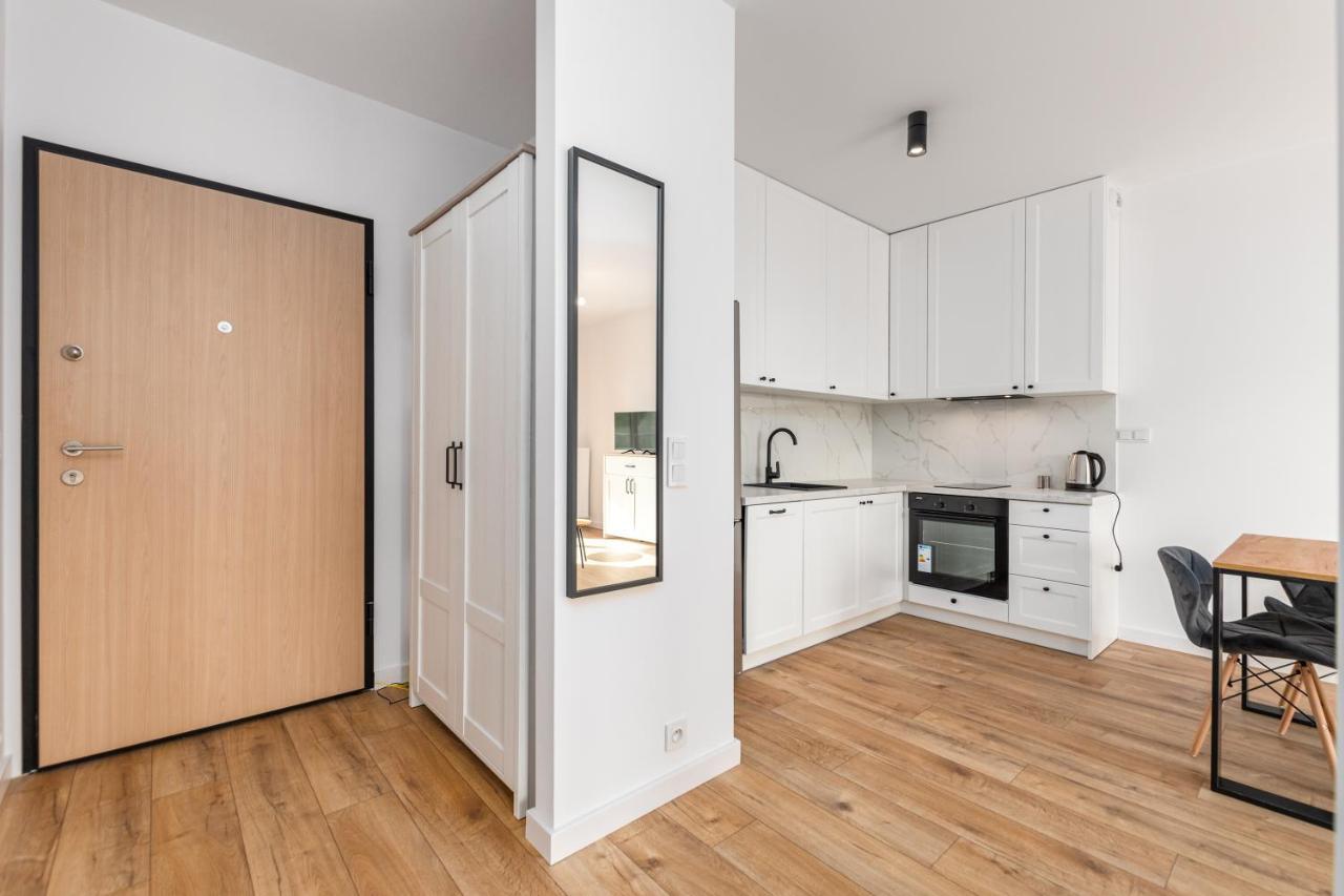 Nowy Sluzewiec 21 By Homeprime * Warsaw